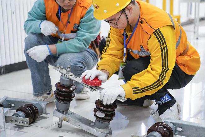 西安鐵道職業學校熱門專業丨精準解讀電氣化鐵道供電專業介紹！
